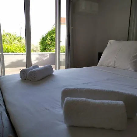 Lägenhet House Mario Kaštel Novi